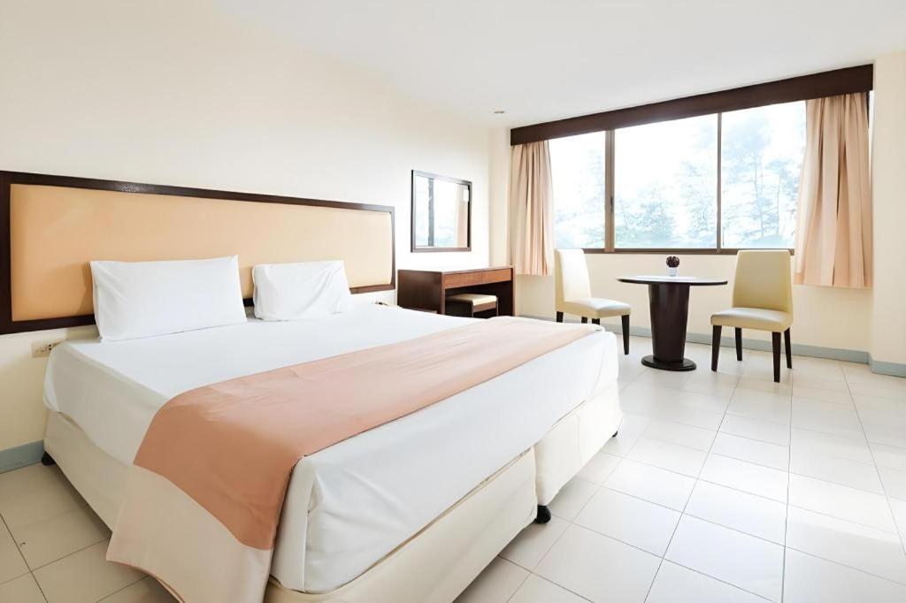 Nice Beach Hotel 3*