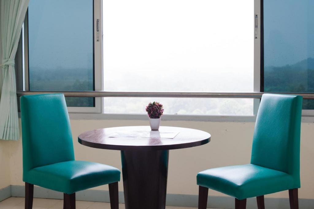 Hotel Nice Beach Hotel Rayong
