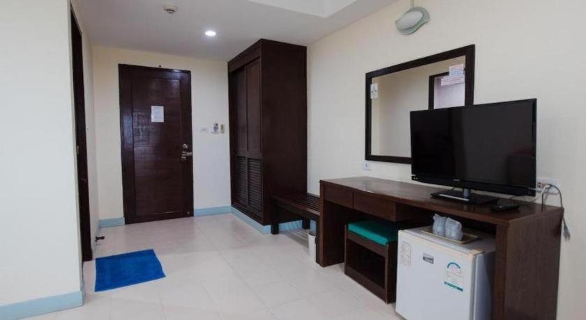Hotel Nice Beach Hotel 3*